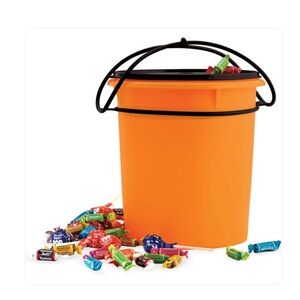 Tupperware Giant Canister with Cariolier handle - orange & black